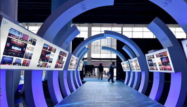 展示效果平平？看數(shù)字展廳如何在博物館、企業(yè)與課堂中玩轉(zhuǎn)沉浸體驗(yàn)